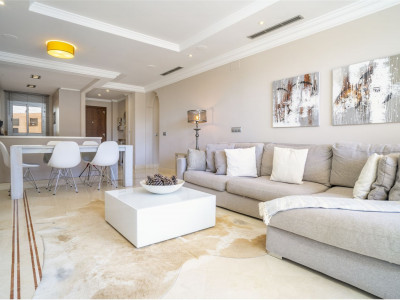 Apartamento Planta Baja en venta en Aloha Hill Club, Nueva Andalucia