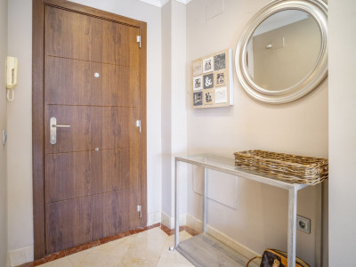 Apartamento Planta Baja en venta en Aloha Hill Club, Nueva Andalucia
