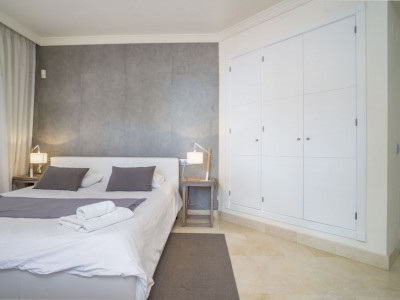 Apartamento Planta Baja en venta en Aloha Hill Club, Nueva Andalucia
