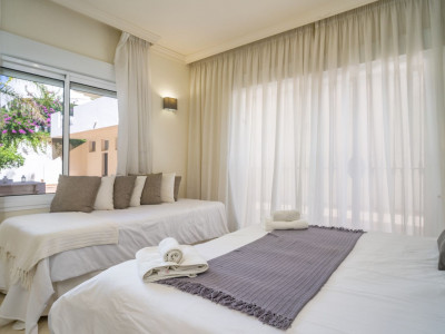 Apartamento Planta Baja en venta en Aloha Hill Club, Nueva Andalucia