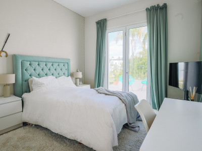 Villa en venta en La Resina Golf, Estepona
