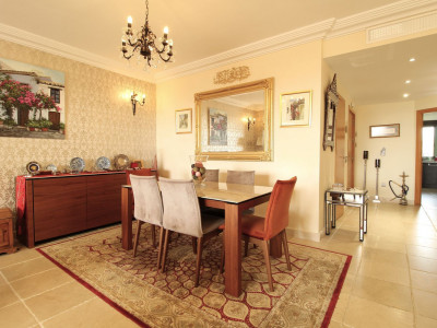 Apartamento en venta en Los Flamingos, Benahavis