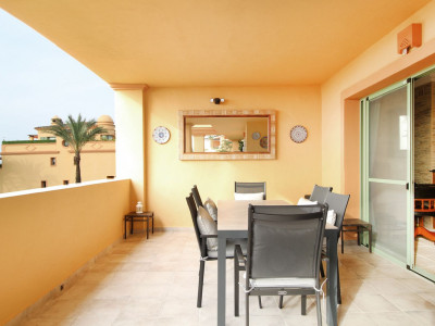 Apartamento en venta en Los Flamingos, Benahavis