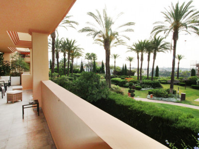 Apartamento en venta en Los Flamingos, Benahavis