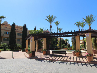 Apartamento en venta en Los Flamingos, Benahavis