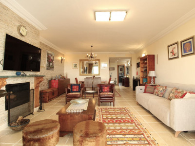 Apartamento en venta en Los Flamingos, Benahavis