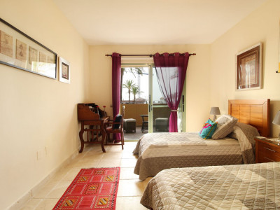 Apartamento en venta en Los Flamingos, Benahavis