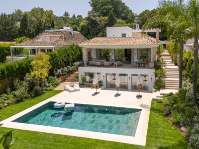 Villa en venta en Nueva Andalucia