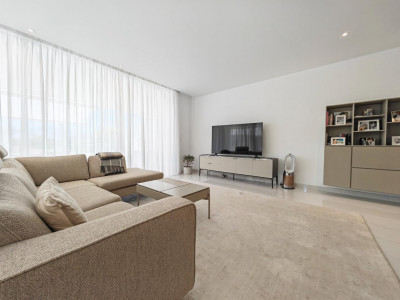 Apartamento en venta en Cataleya, Estepona