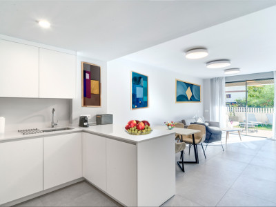 Appartement rez de chaussée à vendre à Estrella del Mar, Marbella Est