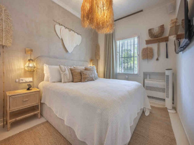Villa for sale in Atalaya de Rio Verde, Nueva Andalucia