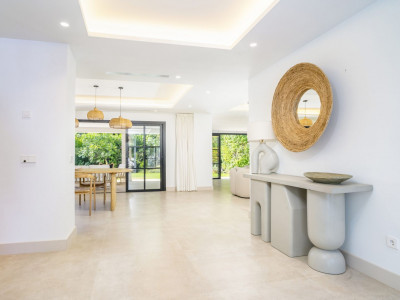 Villa zum Verkauf in Benahavis