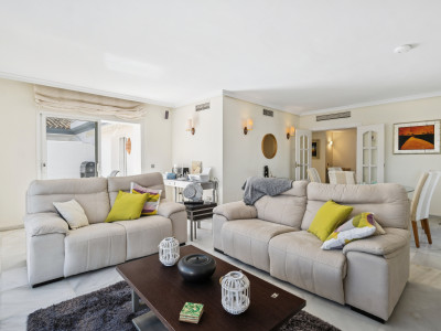 Penthouse for sale in Dominion Beach, Estepona