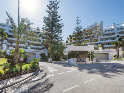 Apartment for sale in Las Terrazas de Las Lomas, Marbella Golden Mile