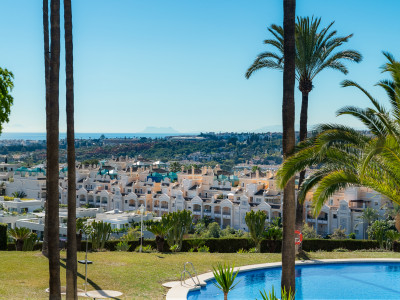 Apartment for sale in Las Terrazas de Las Lomas, Marbella Golden Mile