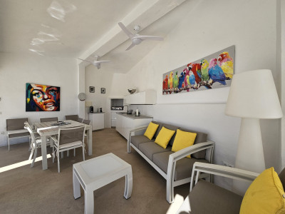 Villa for sale in Fuente del Espanto, Benahavis