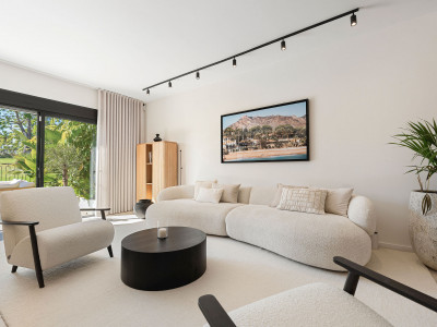 Maison de Ville à vendre à Los Naranjos Country Club, Nueva Andalucia