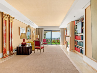 Penthouse for sale in Buenavista, Benahavis