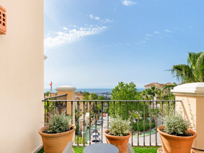 Penthouse for sale in Buenavista, Benahavis
