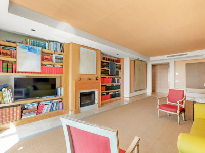 Penthouse for sale in Buenavista, Benahavis