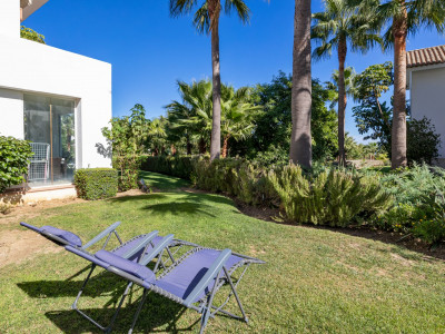 Апартамент на нижнем этаже в продаже в Alcazaba Lagoon, Касарес
