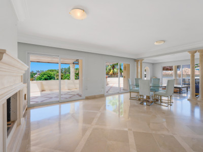 Duplex Penthouse for sale in Las Alamandas, Nueva Andalucia