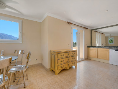 Duplex Penthouse for sale in Las Alamandas, Nueva Andalucia