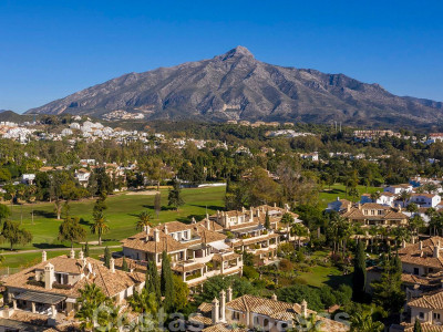 Duplex Penthouse for sale in Las Alamandas, Nueva Andalucia