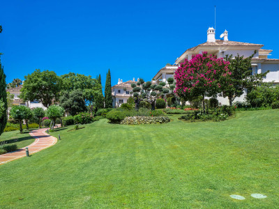 Duplex Penthouse for sale in Las Alamandas, Nueva Andalucia