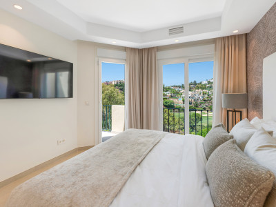 Town House for sale in La Quinta Hills, Benahavis