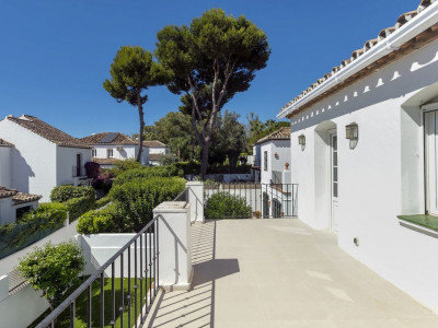 Maison de Ville à vendre à Benamara, Estepona