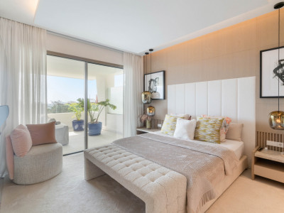 Villa for sale in Nueva Andalucia