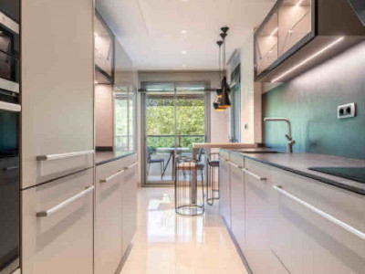 Apartment for sale in Jardines del Principe, Marbella Golden Mile