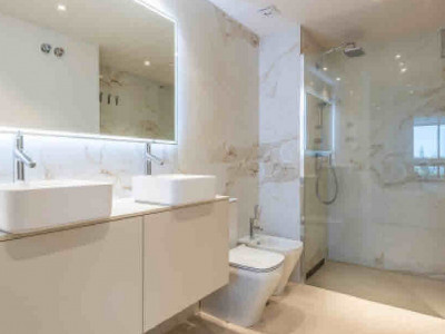 Apartment for sale in Jardines del Principe, Marbella Golden Mile