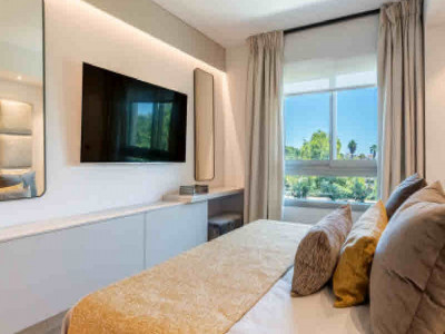 Apartment for sale in Jardines del Principe, Marbella Golden Mile