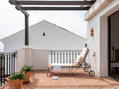 Duplex Penthouse à vendre à Los Altos de los Monteros, Marbella Est