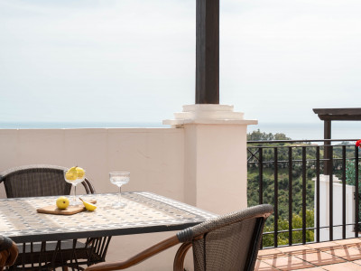 Duplex Penthouse à vendre à Los Altos de los Monteros, Marbella Est