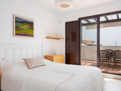 Duplex Penthouse à vendre à Los Altos de los Monteros, Marbella Est