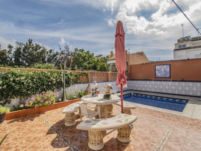 Town House for sale in Nueva Andalucia