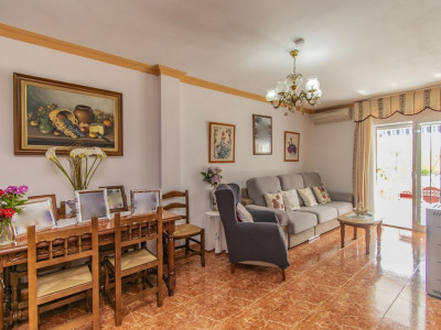 Town House for sale in Nueva Andalucia