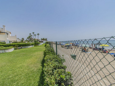 Town House for sale in Las Chapas, Marbella East