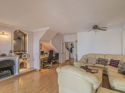 Town House for sale in Las Chapas, Marbella East