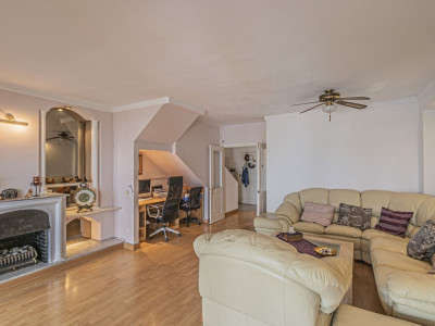Town House for sale in Las Chapas, Marbella East