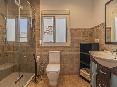 Town House for sale in Las Chapas, Marbella East