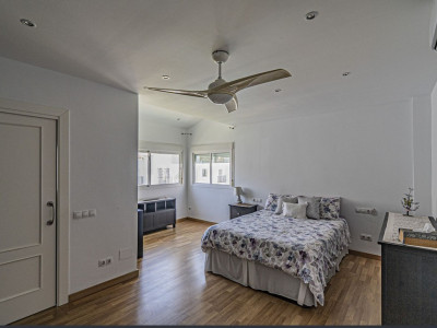 Town House for sale in Las Chapas, Marbella East