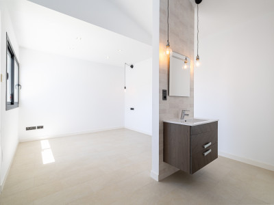 Villa for sale in Linda Vista Baja, San Pedro de Alcantara