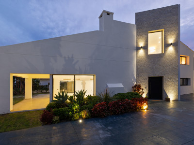 Villa for sale in Linda Vista Baja, San Pedro de Alcantara