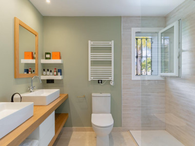 Town House for sale in La Quinta Hills, Benahavis
