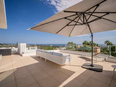 Villa for sale in Los Flamingos, Benahavis