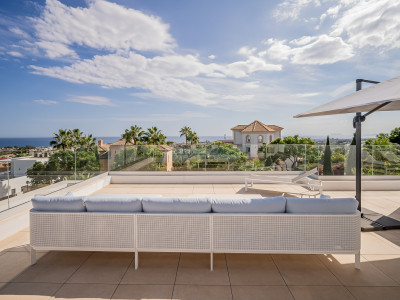 Villa for sale in Los Flamingos, Benahavis